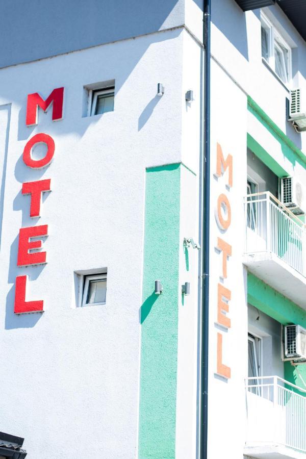 Motel Aura Višegrad Extérieur photo